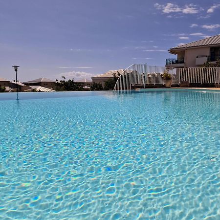 Appartement Villa Sur Le Toit, Vue Mer Saint-Gilles-les Bains Esterno foto