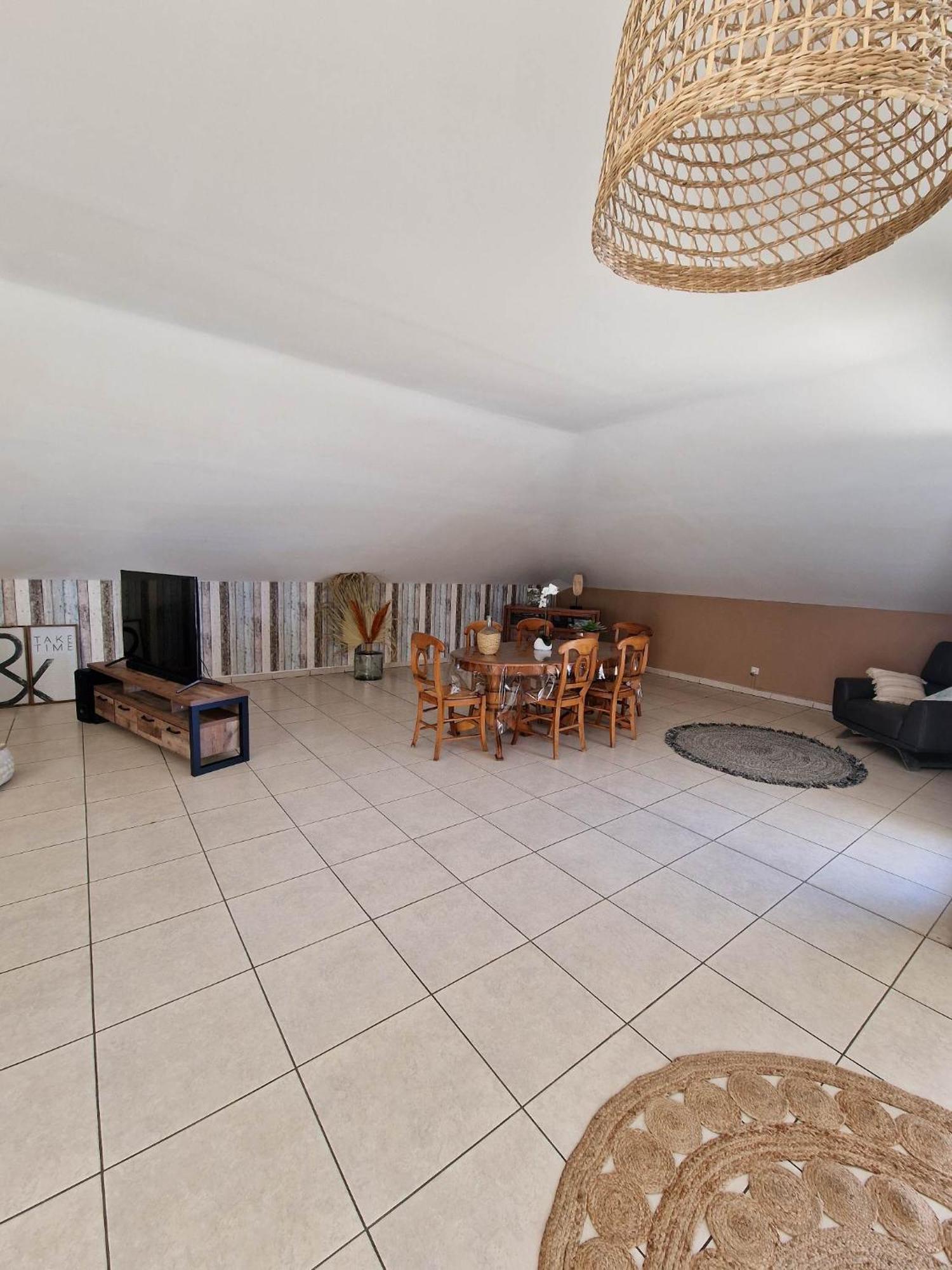 Appartement Villa Sur Le Toit, Vue Mer Saint-Gilles-les Bains Esterno foto