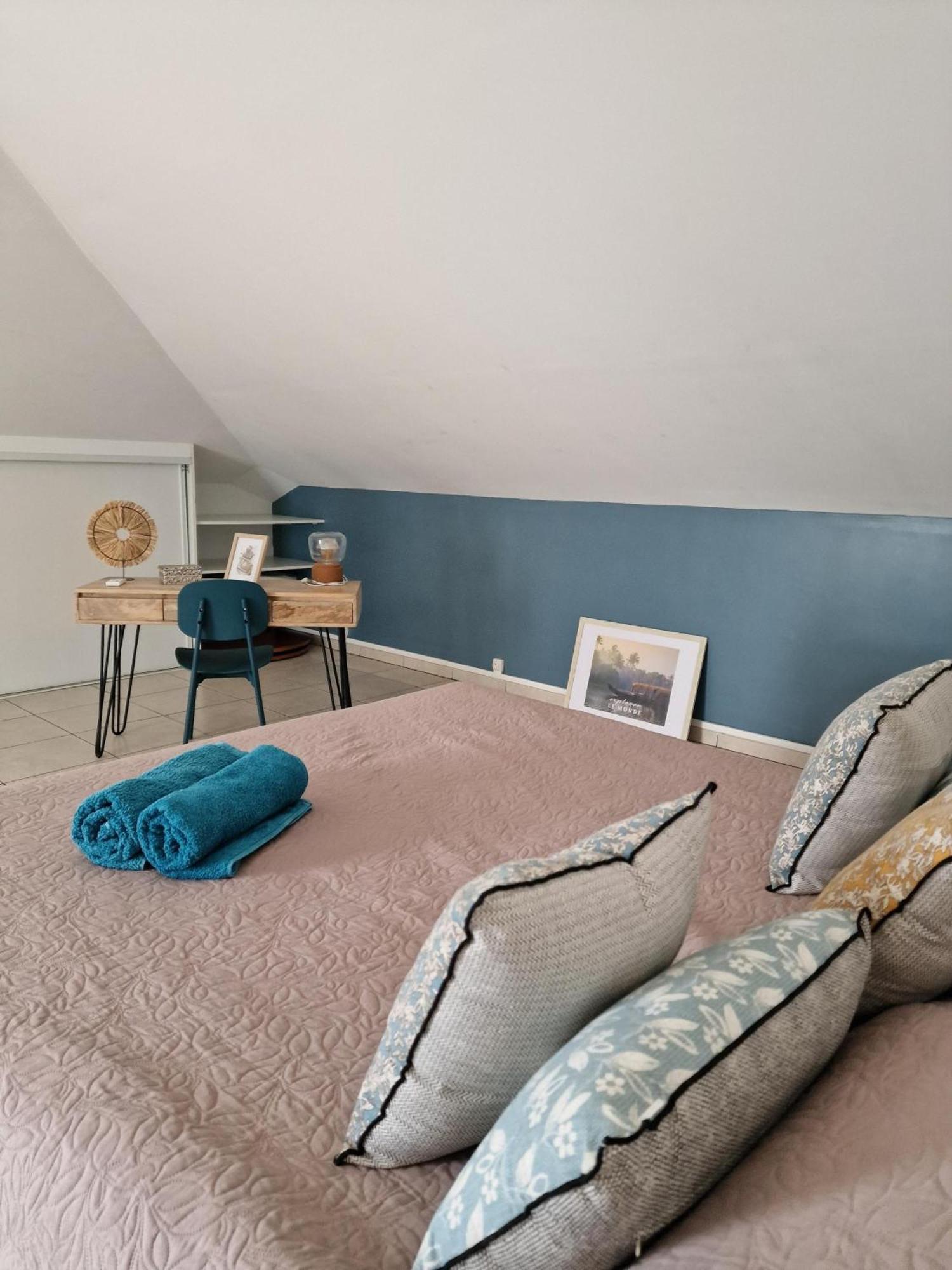 Appartement Villa Sur Le Toit, Vue Mer Saint-Gilles-les Bains Esterno foto