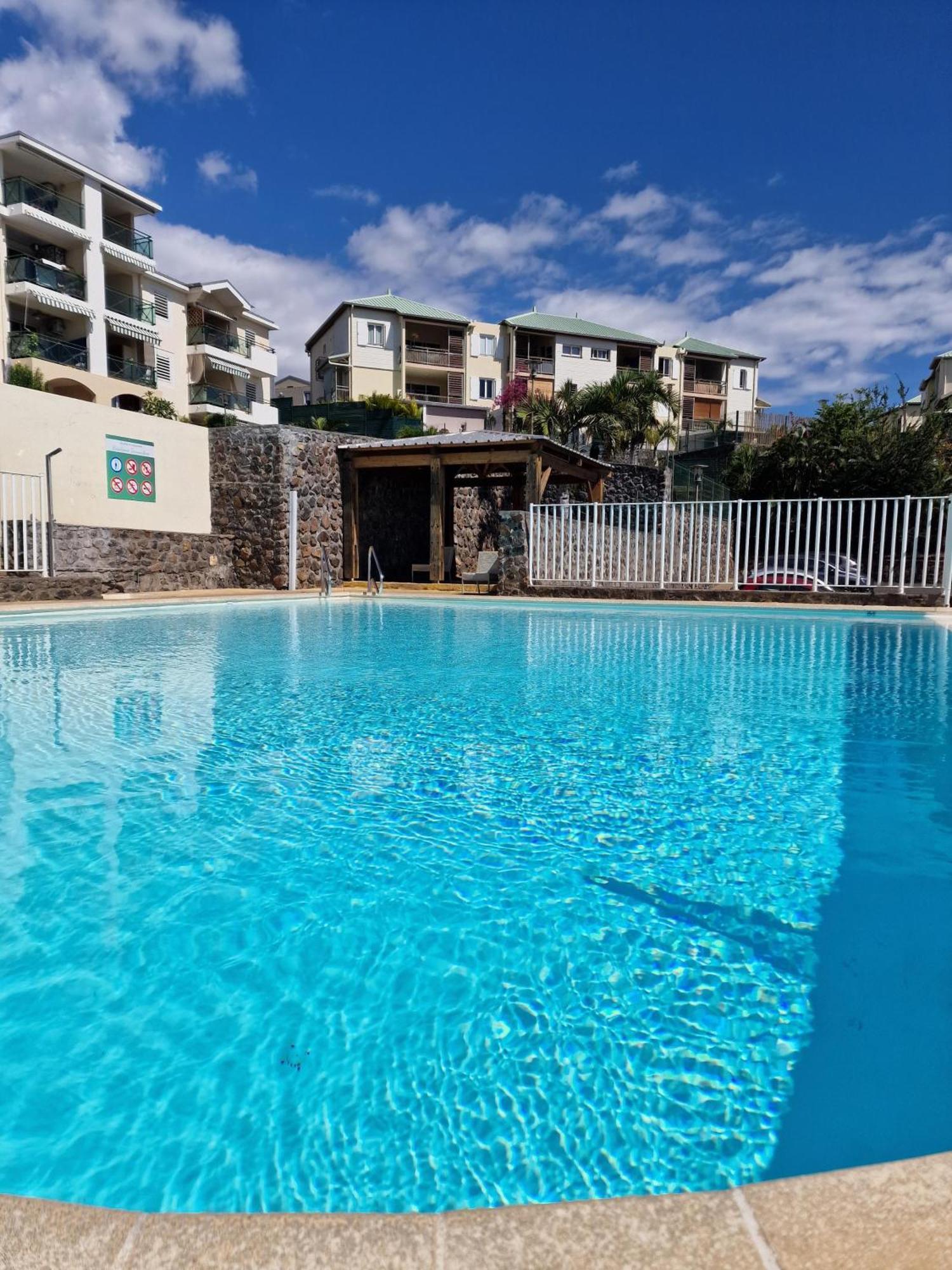 Appartement Villa Sur Le Toit, Vue Mer Saint-Gilles-les Bains Esterno foto